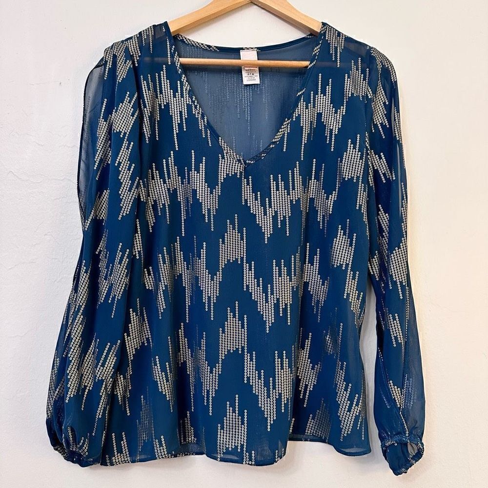 Minx Cold Arm V Neck Navy Blue & Shimmery Gold Large Blouse